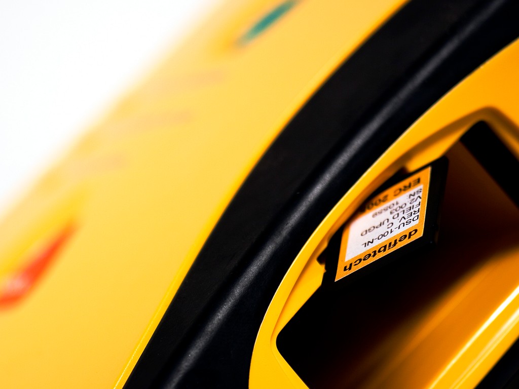 Lifeline_AED_datacard